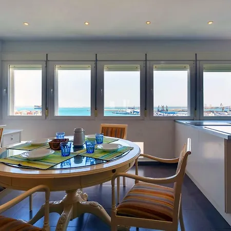 Apartment Cielo Family Home Free Parking By Cadiz4Rentals